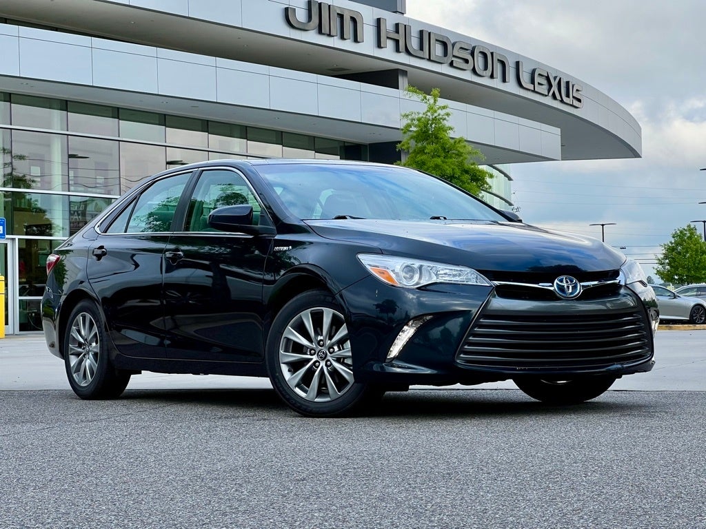 2017 Toyota Camry Hybrid XLE BACKED BY HUDSON